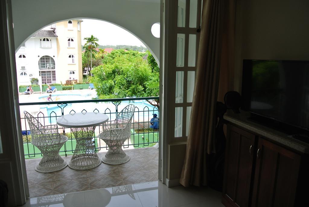 Beach One Bedroom Suite 13 Ocho Rios Buitenkant foto